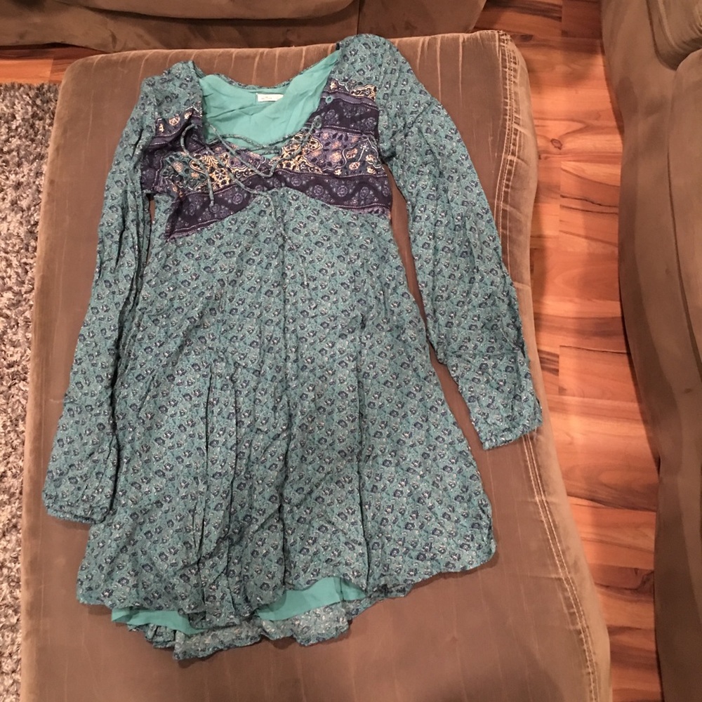 Women’s dress
